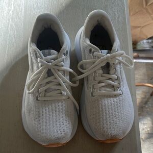 Brooks Glycerin 21 White Running Shoes